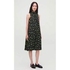 Sleeveless A line printed dress